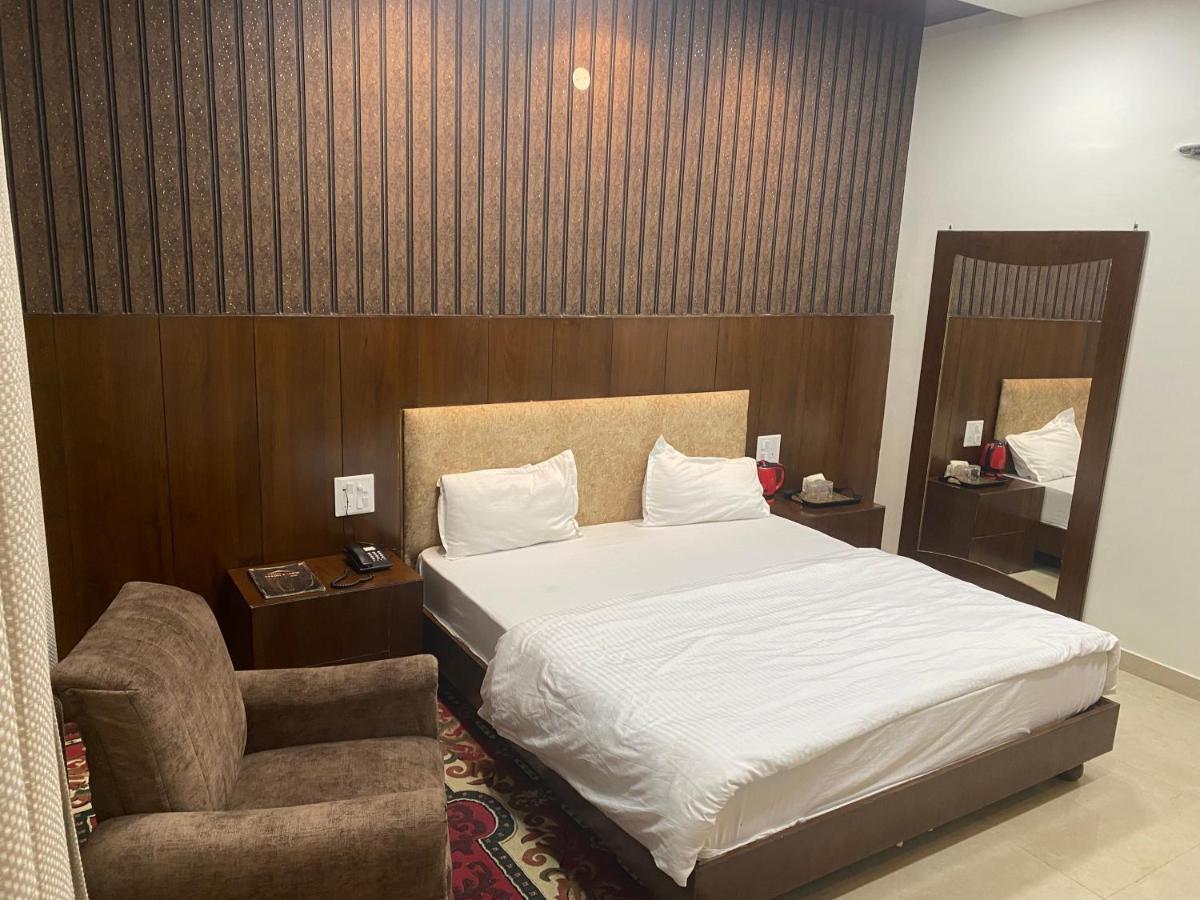 Hotel Temple View Inn Anandpur Sāhib Exterior foto