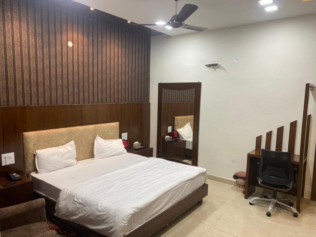 Hotel Temple View Inn Anandpur Sāhib Exterior foto