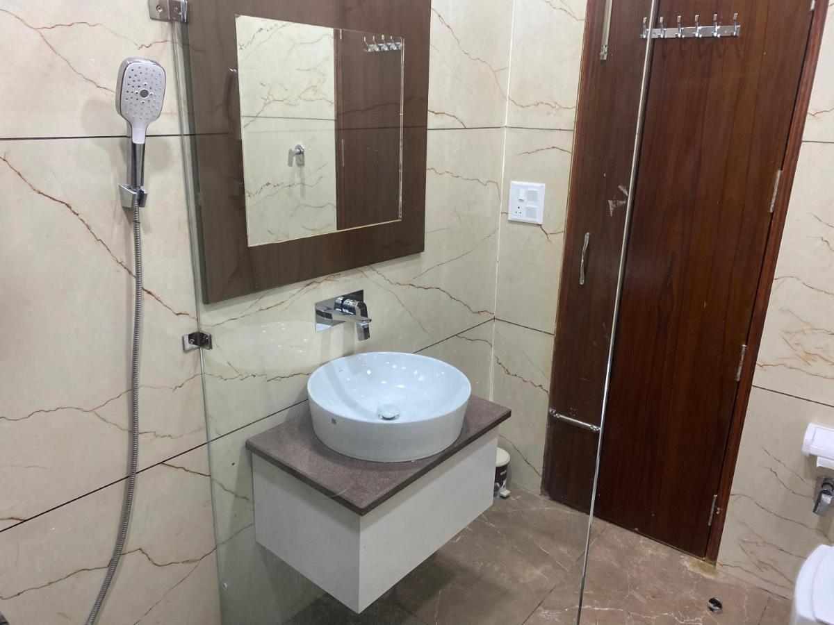 Hotel Temple View Inn Anandpur Sāhib Exterior foto