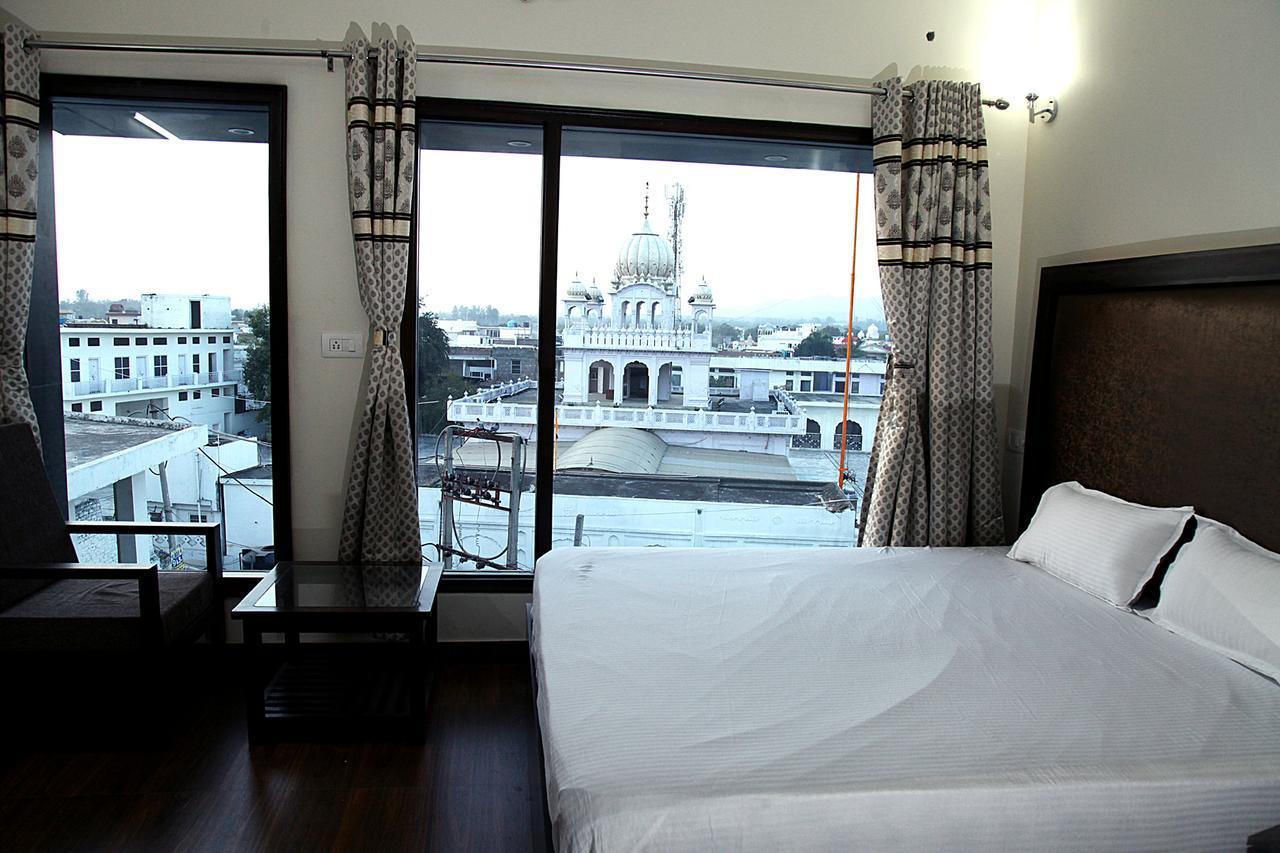 Hotel Temple View Inn Anandpur Sāhib Exterior foto
